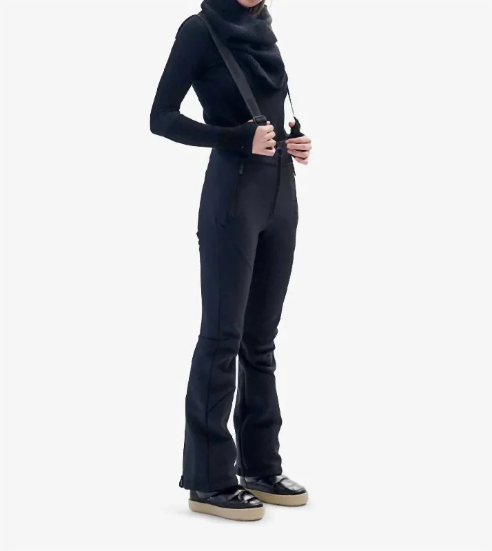 Highwaisted Stretch Pant In Black