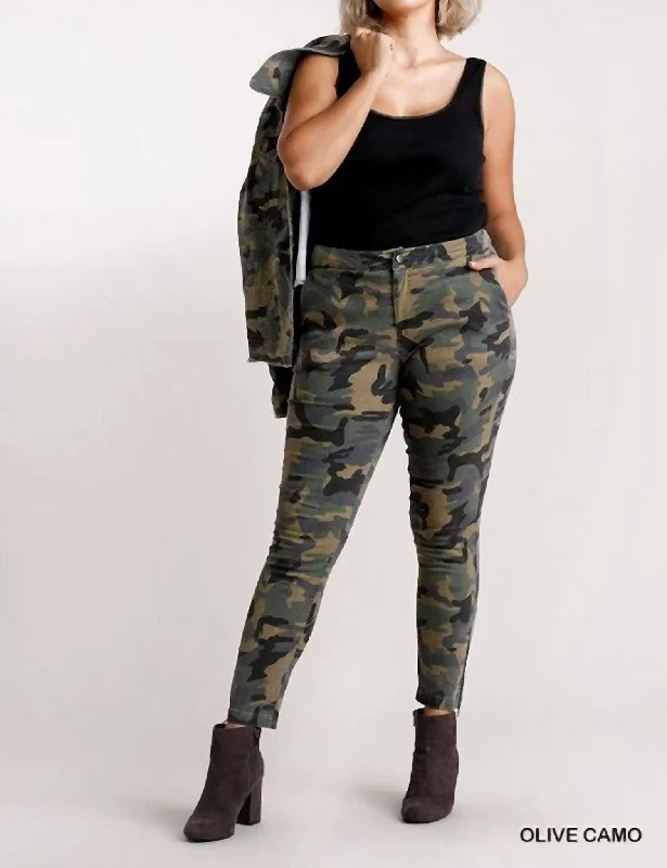 Slim Leg Plus Pants With Zipper Detail In Green Camo