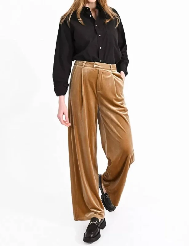 Women's Velvet Pants In Beige