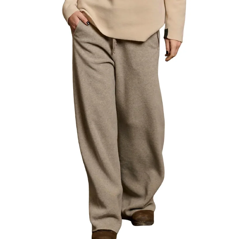 Women's Wide Leg Trousers In Sand