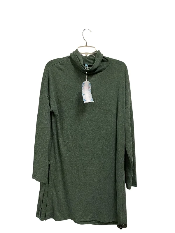 Dress Casual Short By Clothes Mentor In Green, Size: L